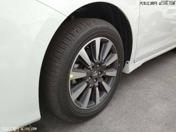 舒适性媲美豪华轿车 18款美规塞纳价格