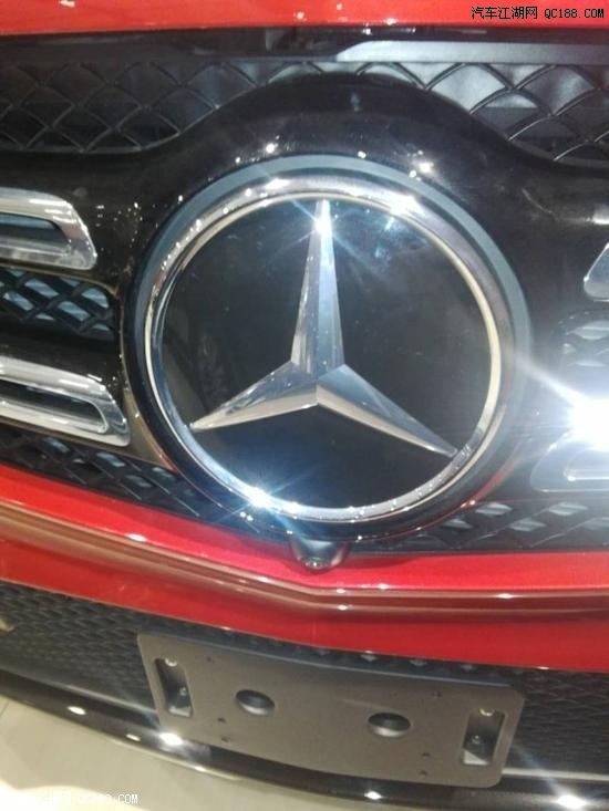 1000公里超强续航 试驾18款奔驰GLS450