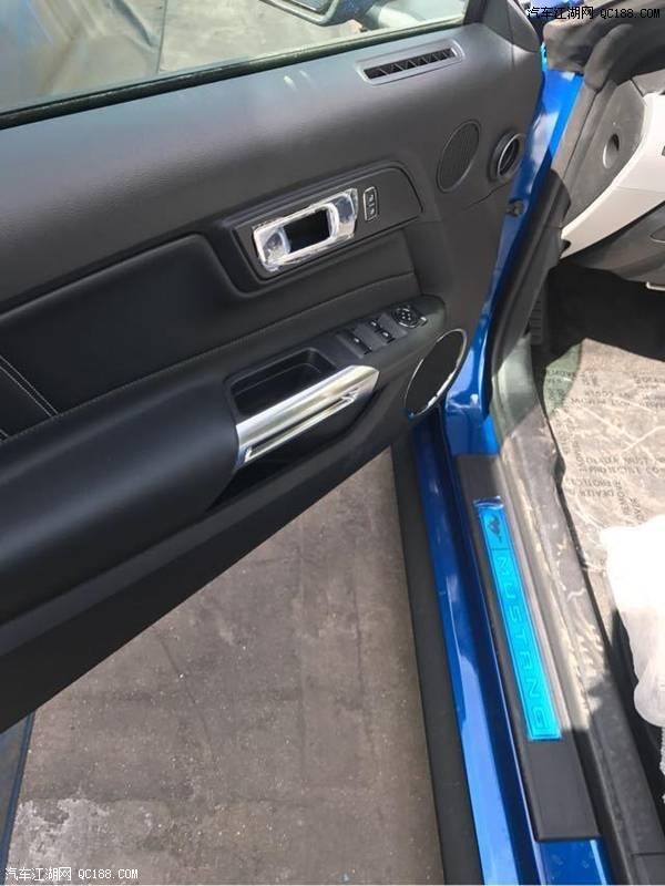 18款福特野马2.3T六速自动314马力版实拍