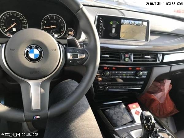 科技感十足 实拍17款墨版宝马X5运动型
