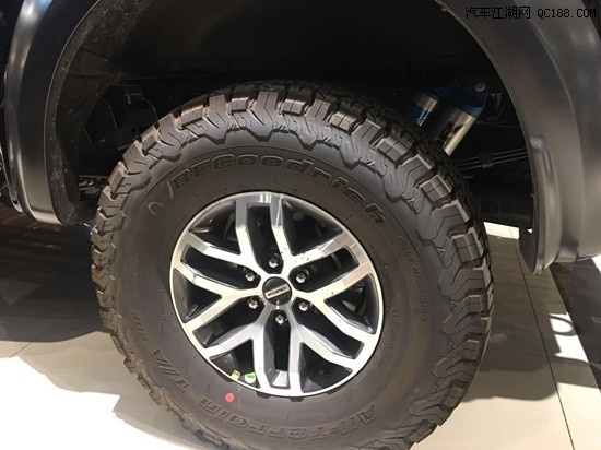 17款加规福特F150白金版美式皮卡车价格