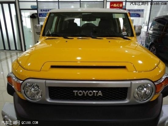 进口18款中东版丰田酷路泽FJ到店实拍
