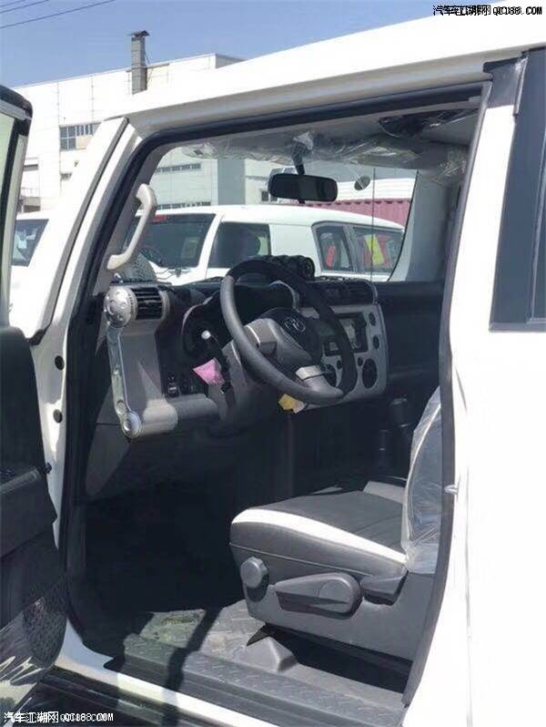 2017款丰田酷路泽FJ4.0中东版配置解读