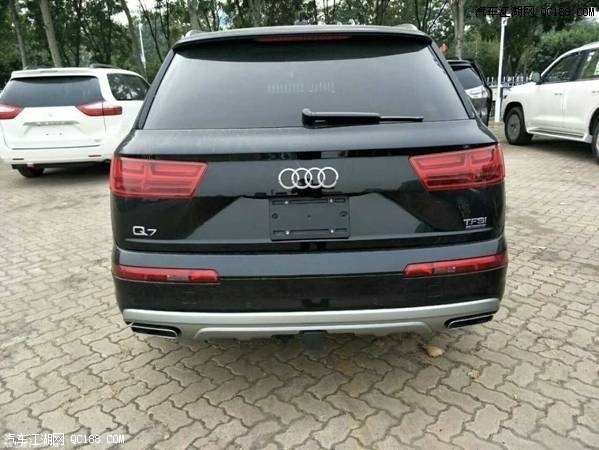 18款奥迪Q7三排七座2.0T涡轮增压版解析