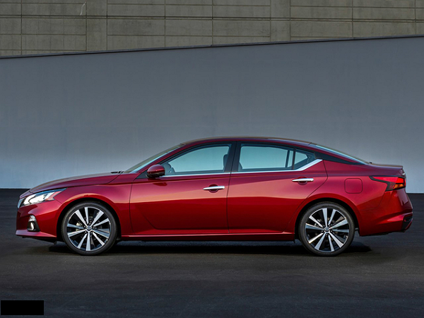 原创新天籁纽约车展评测 颜值秒杀同级对手