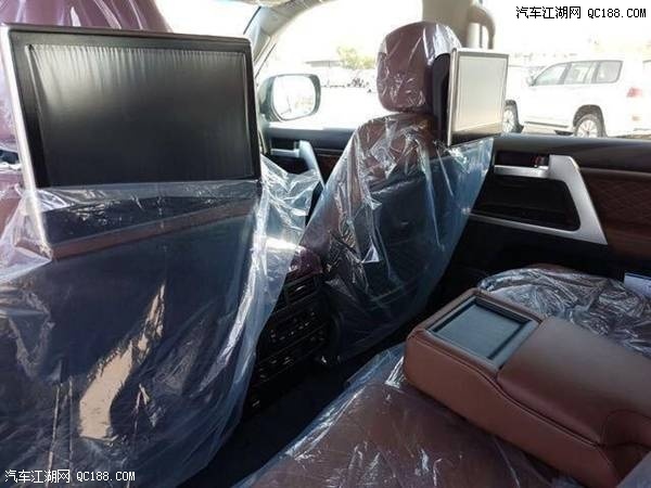 2017款进口中东版酷路泽5700顶配车实测