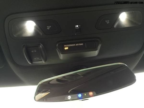 进口2017款雪佛兰科迈罗2.0T实拍感受