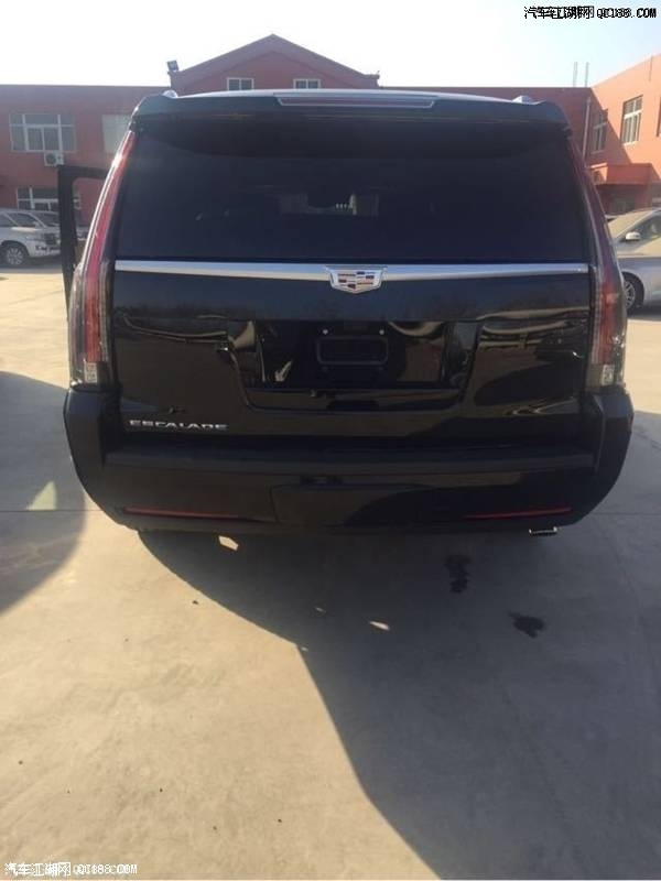 进口18款凯迪拉克凯雷德加长版性能体验