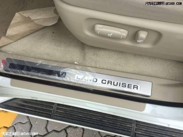 18款酷路泽4000绞盘版配置参数报价体验