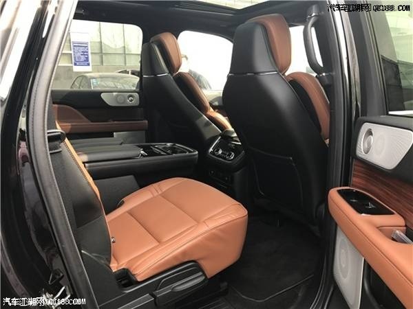 2018款加版林肯领航员豪华SUV评测体验