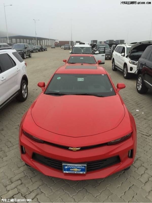 进口2017款雪佛兰科迈罗2.0T实拍感受