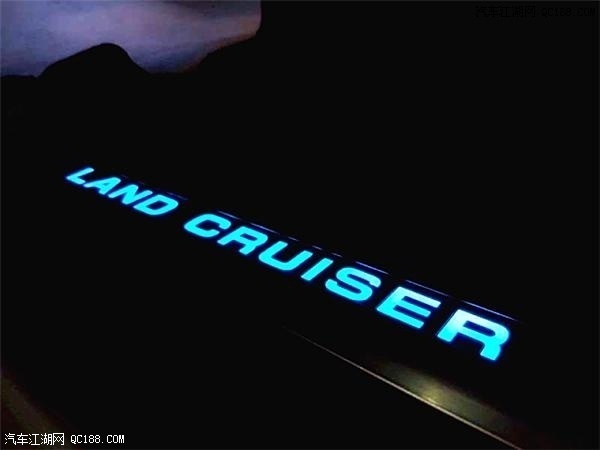 2018款中东版丰田酷路泽5700配置解读