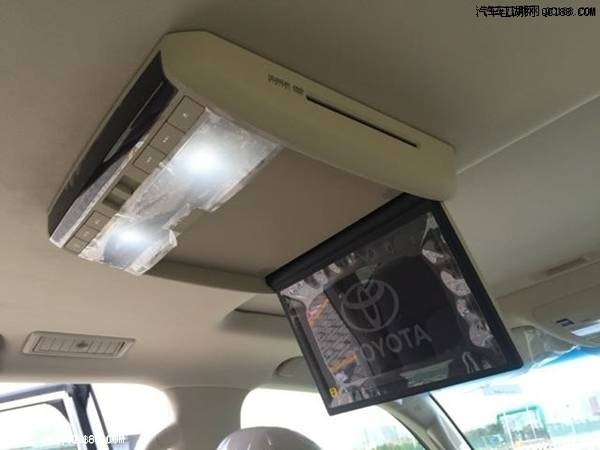 18款酷路泽4000绞盘版配置参数报价体验