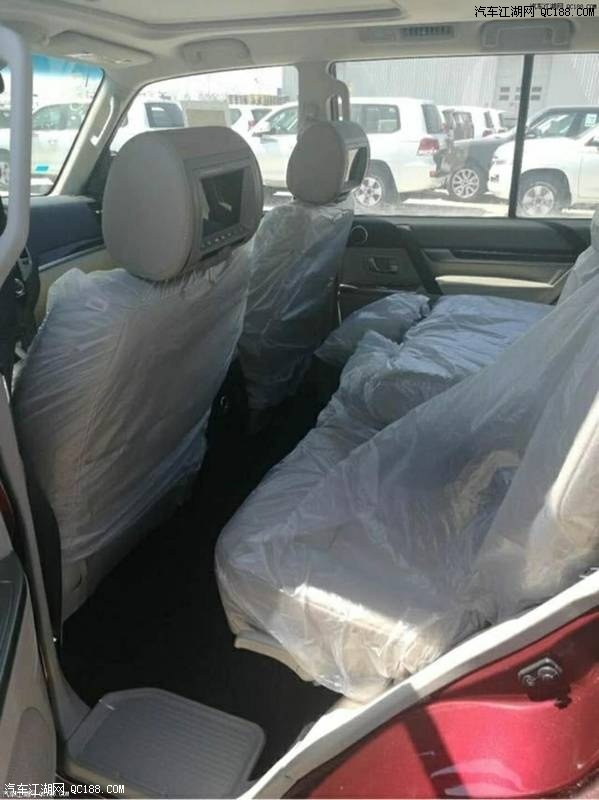 18款三菱帕杰罗V97限量版天窗实车实拍