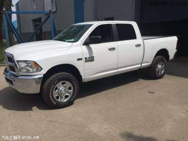 进口2017款美规版道奇公羊2500实拍感受