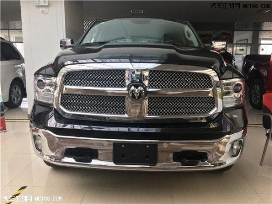 2017款道奇公羊5.7升V8发动机版皮卡实拍