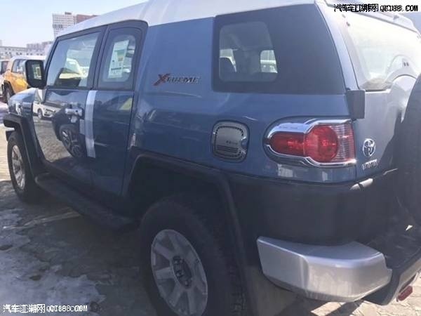 17款进口中东版丰田FJ酷路泽配置解读