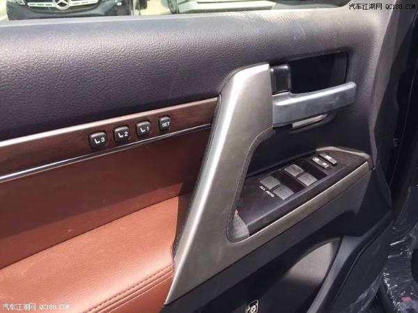 18���·��5700�������5.7L V8�����Լ�