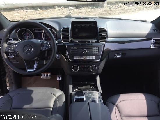 18款奔驰GLE43Coupe加版V6双涡轮增压评测