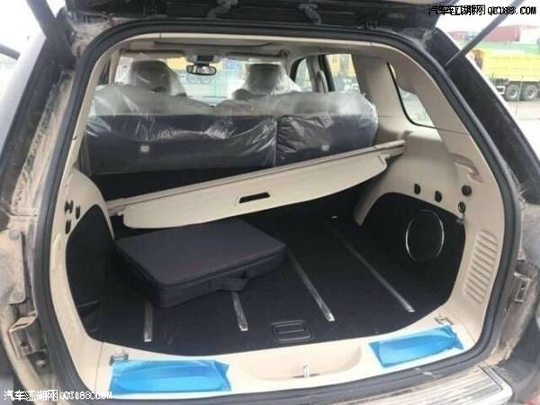 2018款平行进口车吉普大切诺基配置解读