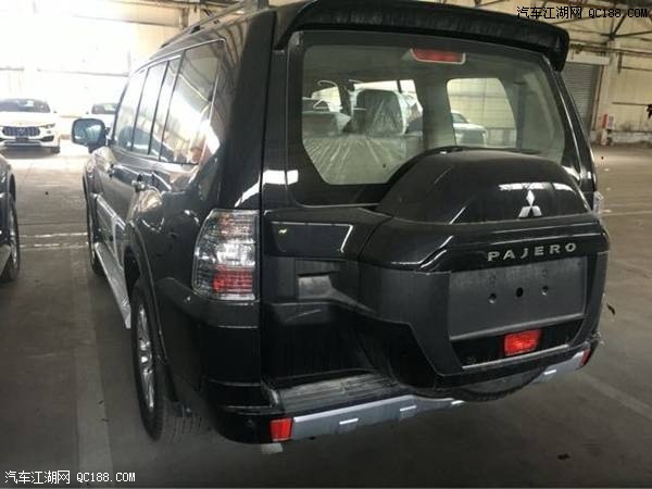 18款三菱帕杰罗V97 3.8L五门中东版报价