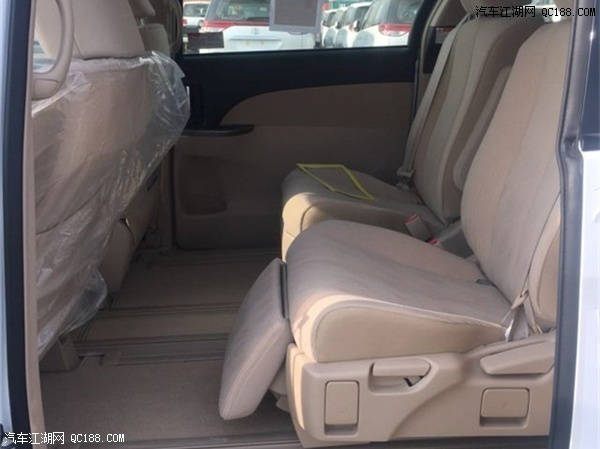 18款普瑞维亚大霸王2.4L中东版评测体验