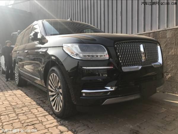 18款林肯领航员3.5TT黑外黑内长轴版评测