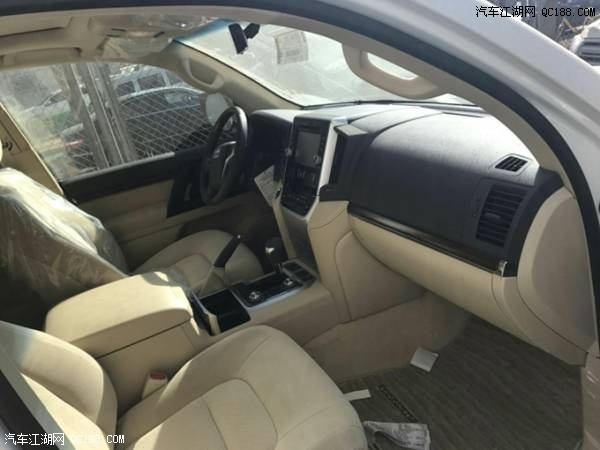 2018款中东版丰田酷路泽4600价格解读