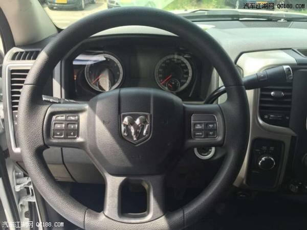 进口2017款美规版道奇公羊2500实拍感受