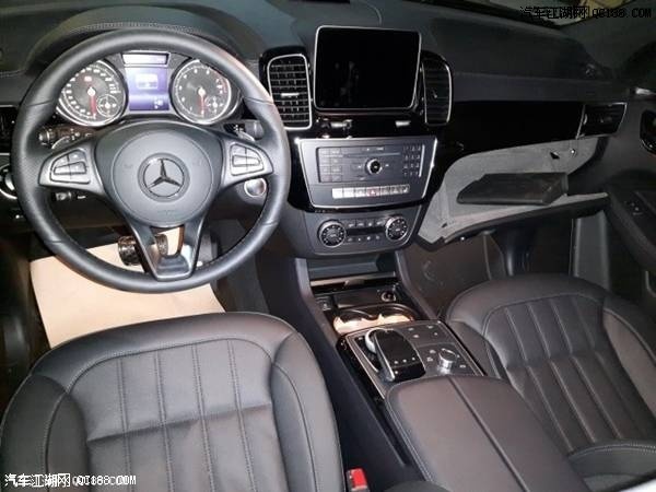 18款奔驰GLS450 3.0T汽油V6双涡加版感受