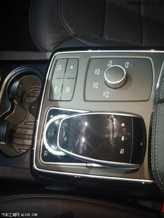 1000公里超强续航 试驾18款奔驰GLS450