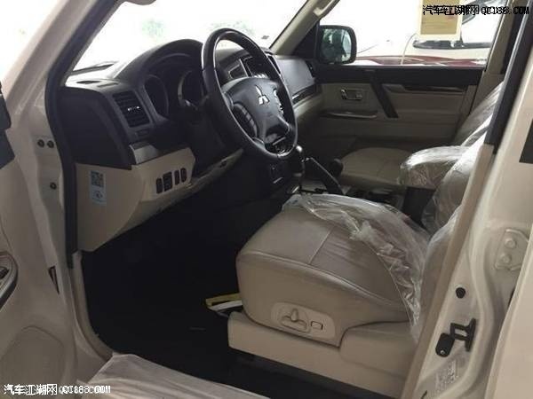 18款三菱帕杰罗V97中东版3.8L到店实拍