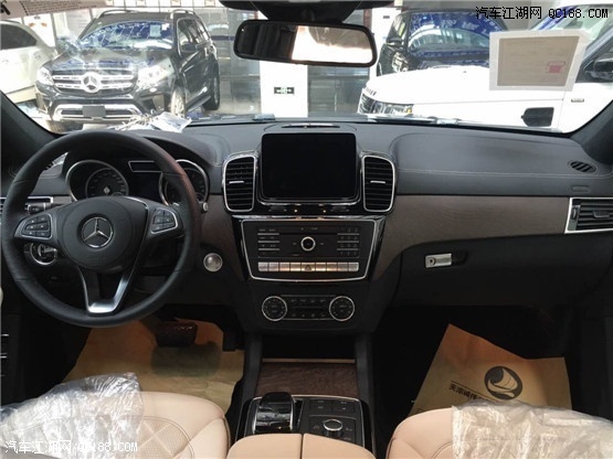 18款奔驰GLS550加版尊贵全尺寸SUV特价