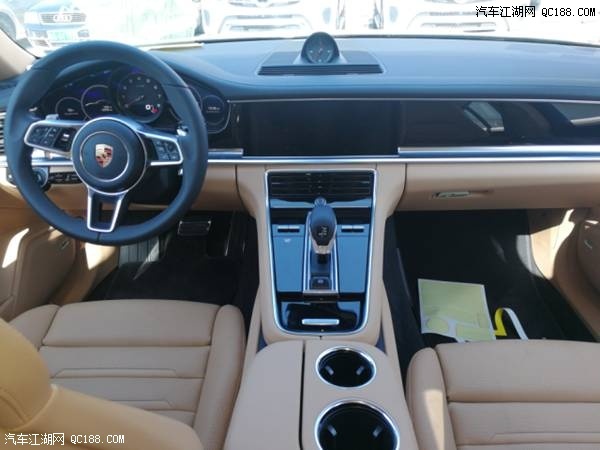 2018款保时捷加规版帕拉梅拉配置解读