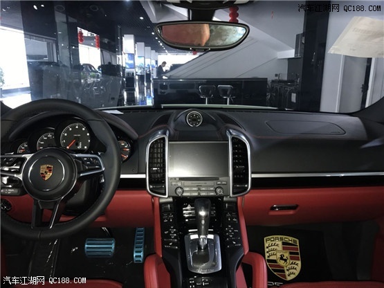 王者座驾 17款保时捷卡宴配置性能实测