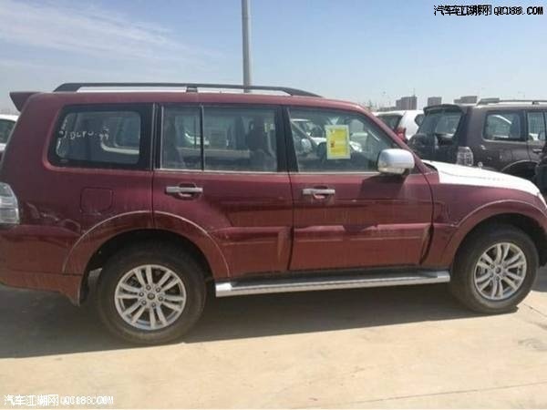 18款三菱帕杰罗V97限量版天窗实车实拍