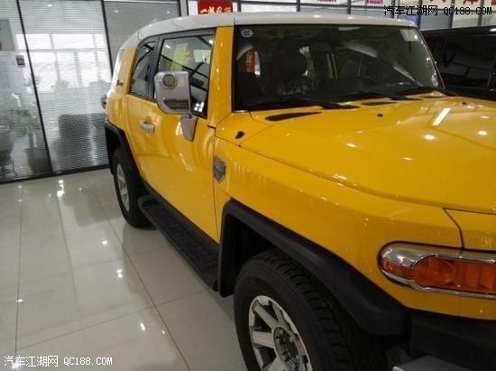 进口18款中东版丰田酷路泽FJ到店实拍