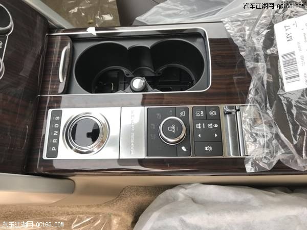 18款路虎揽胜行政3.0白外黑内汽油版价格