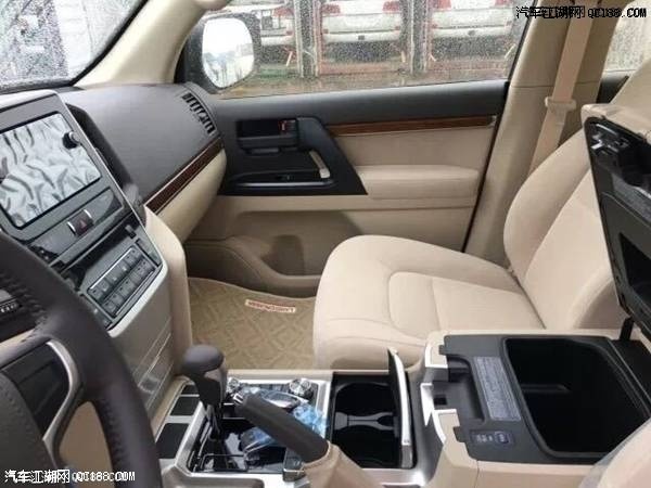 2018款丰田酷路泽4000天窗后挂配置详解