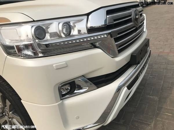 17款丰田兰德酷路泽5700配置动力详解