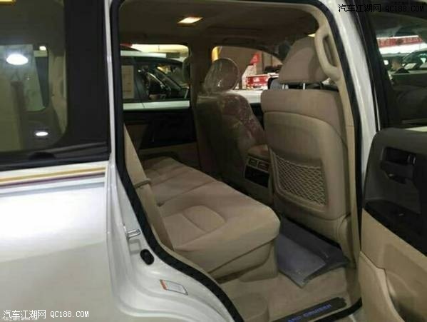 18款丰田陆地巡航舰中东酷路泽4000体验