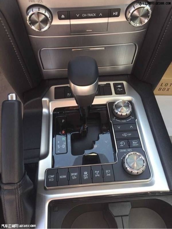 18款兰德酷路泽5700VXR中东版实拍感受