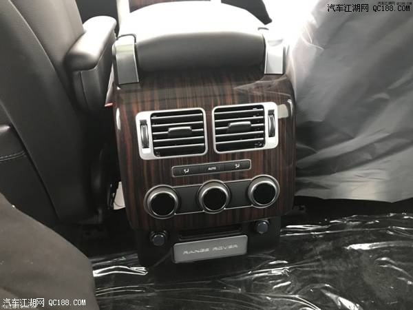 18款路虎揽胜行政3.0白外黑内汽油版价格