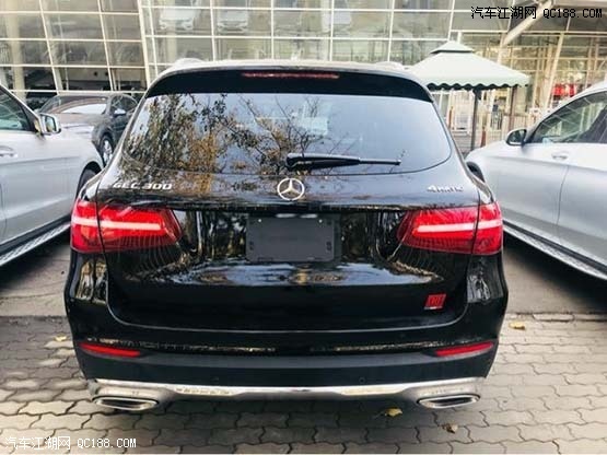 港口18款墨版奔驰GLC300运动型现车实拍