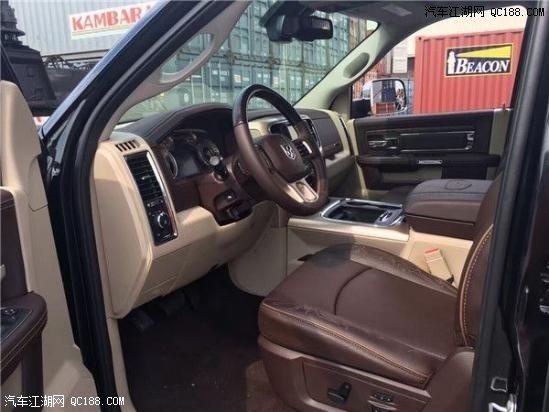 2017款道奇公羊5.7升V8发动机版皮卡实拍