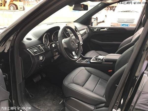 2018款加版奔驰GLS450三排七座实车点评