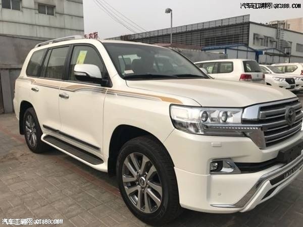 17款丰田兰德酷路泽5700配置动力详解