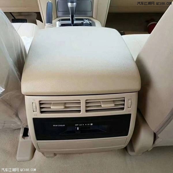 2018款丰田兰德酷路泽4000GXR中东版体验