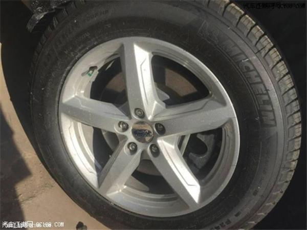 2017款福特探险者2.3T全尺寸7座SUV评测