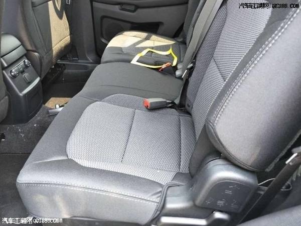 加版17款进口车福特探险者2.3T性能体验